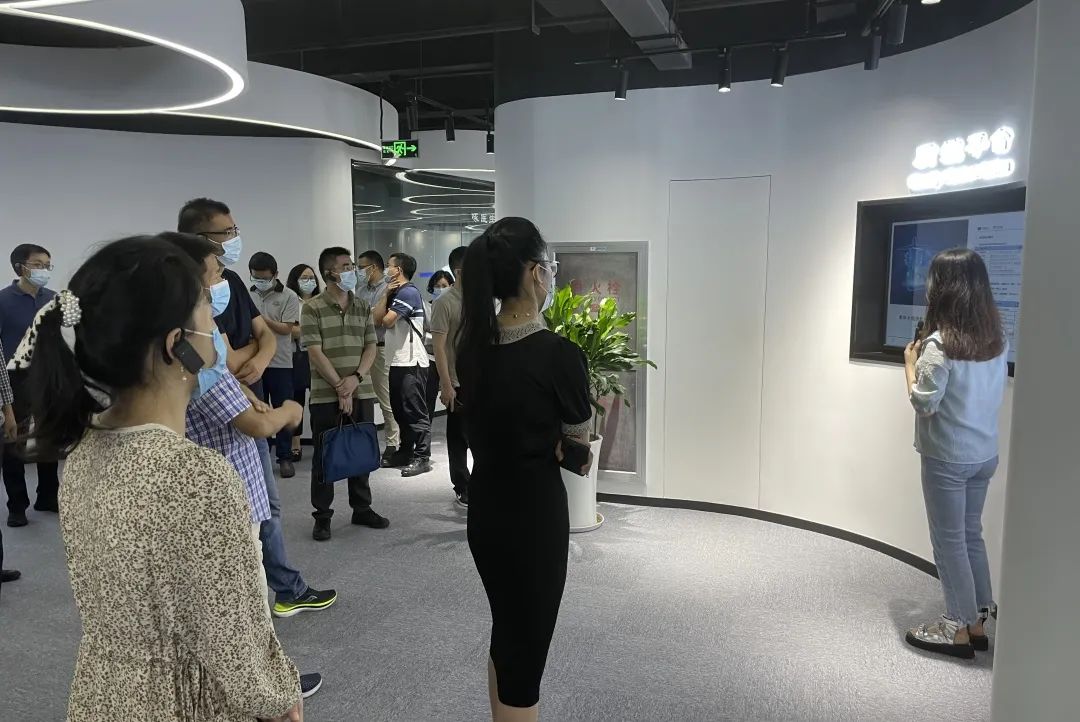 上城区“数字化刷新”考察团一行莅临健培科技考察调研-新闻动态|健培科技