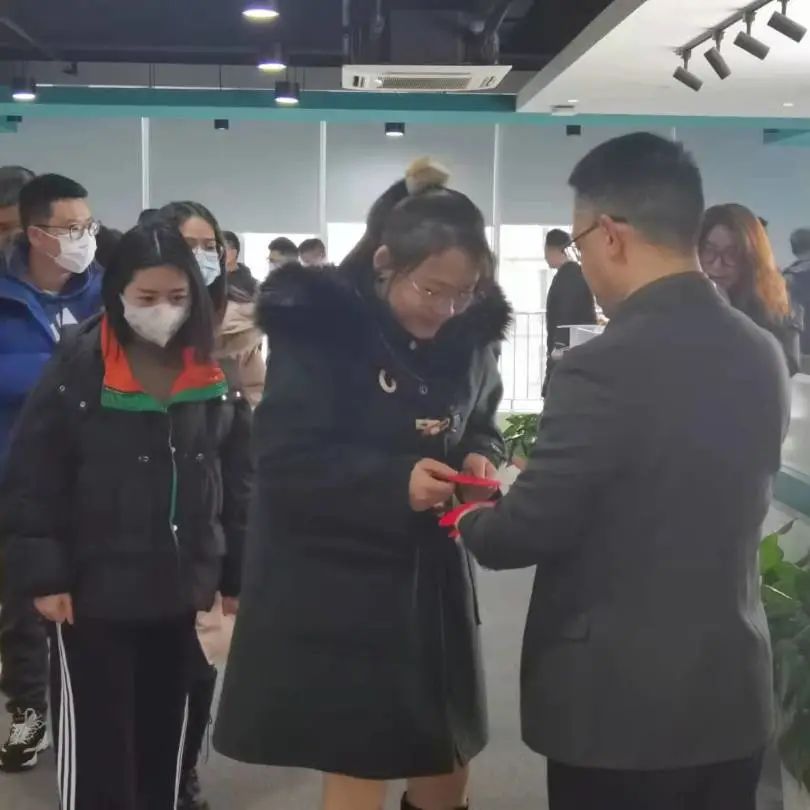 开工大吉：向导送温暖，，，，伙随同欢聚！-新闻动态|健培科技